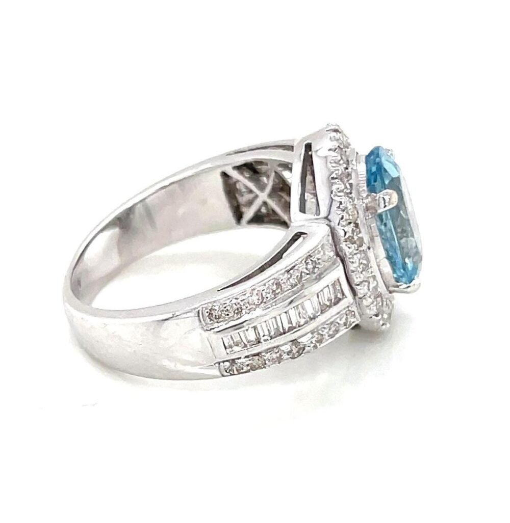 18K White Gold Oval Cut Santa Maria Aquamarine Ring | Deep Blue Natural Aquamarine | March Birthstone, Birthday & Valentine's Day Gift - Image 3