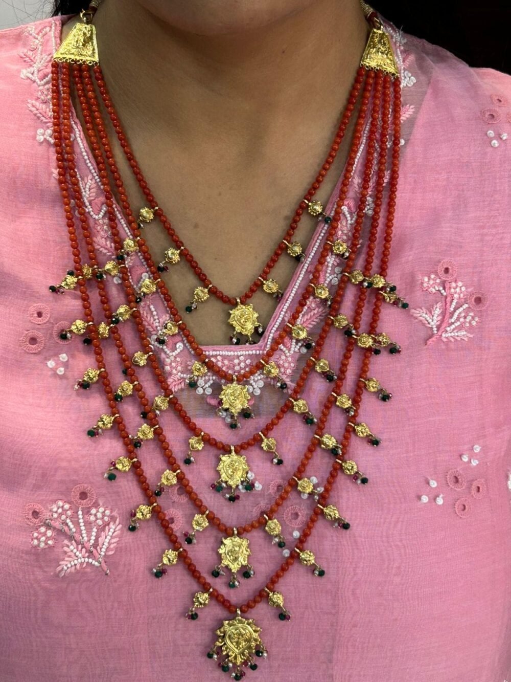 Antique 5-Layer AAA Quality Coral Necklace with Gold-Plated Silver Motif | Early 20th Century Maharani Jewelry | Estate Jewelry . - Image 5