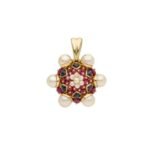 Gold cocktail diamond pendants-209831